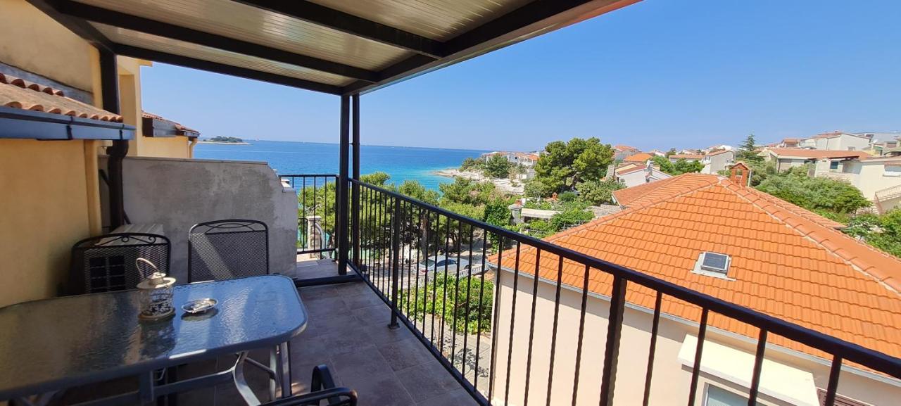 Apartments Rogoznicka Oaza Rogoznica  Ngoại thất bức ảnh