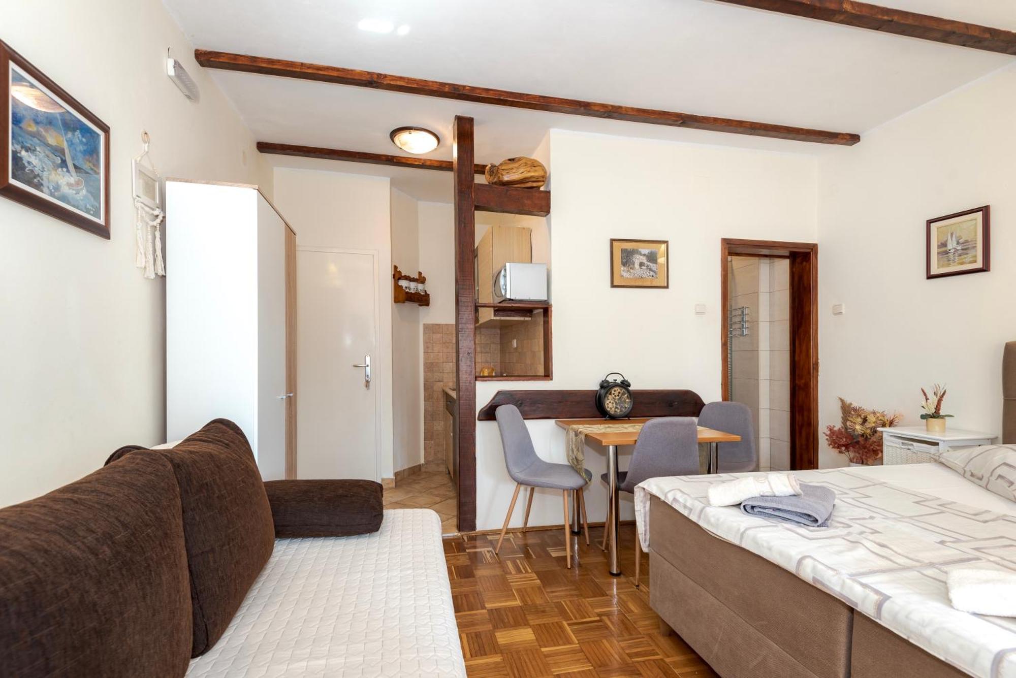 Apartments Rogoznicka Oaza Rogoznica  Ngoại thất bức ảnh
