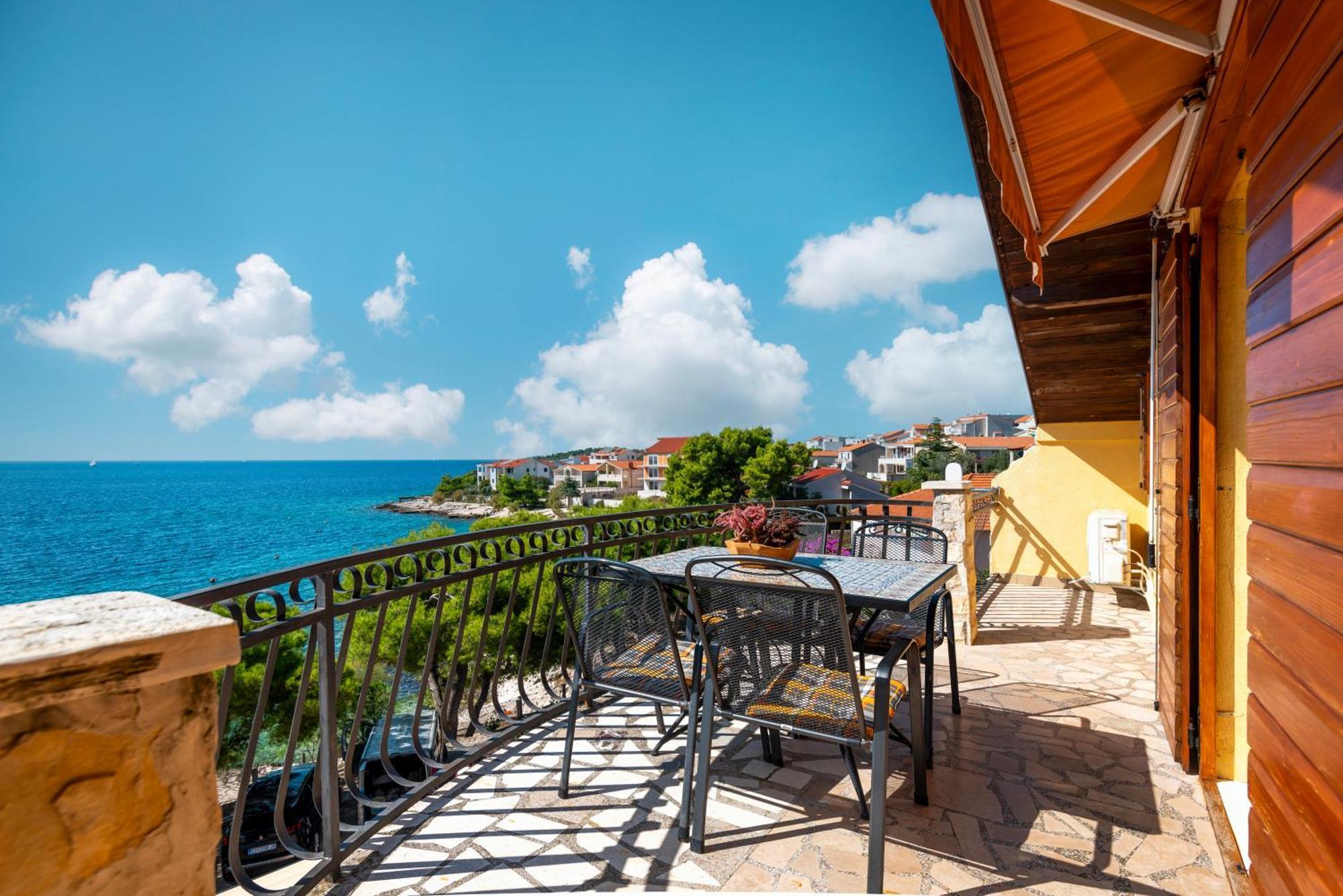 Apartments Rogoznicka Oaza Rogoznica  Ngoại thất bức ảnh