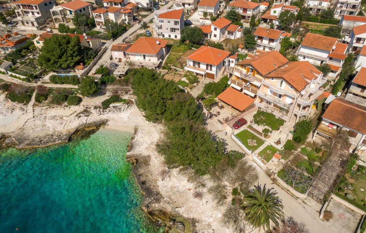 Apartments Rogoznicka Oaza Rogoznica  Ngoại thất bức ảnh